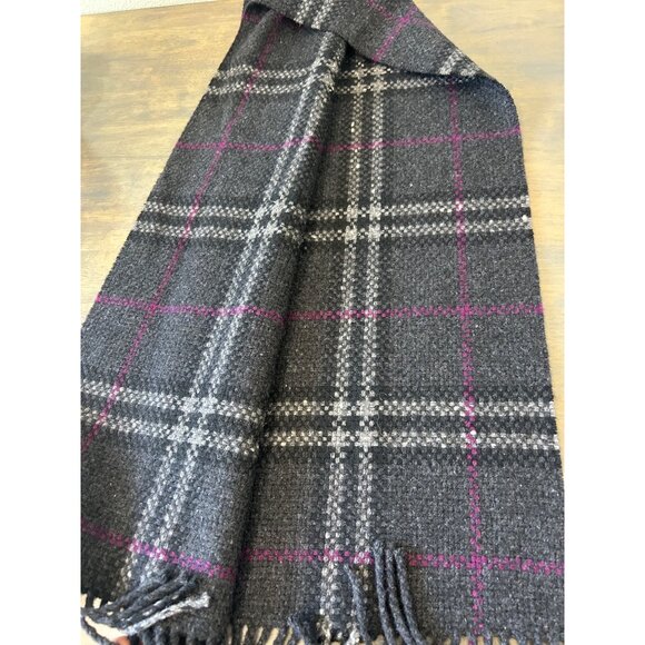 Burberry London 100% Cashmere Check Plaid Dark Charcoal Gray - Picture 9 of 9